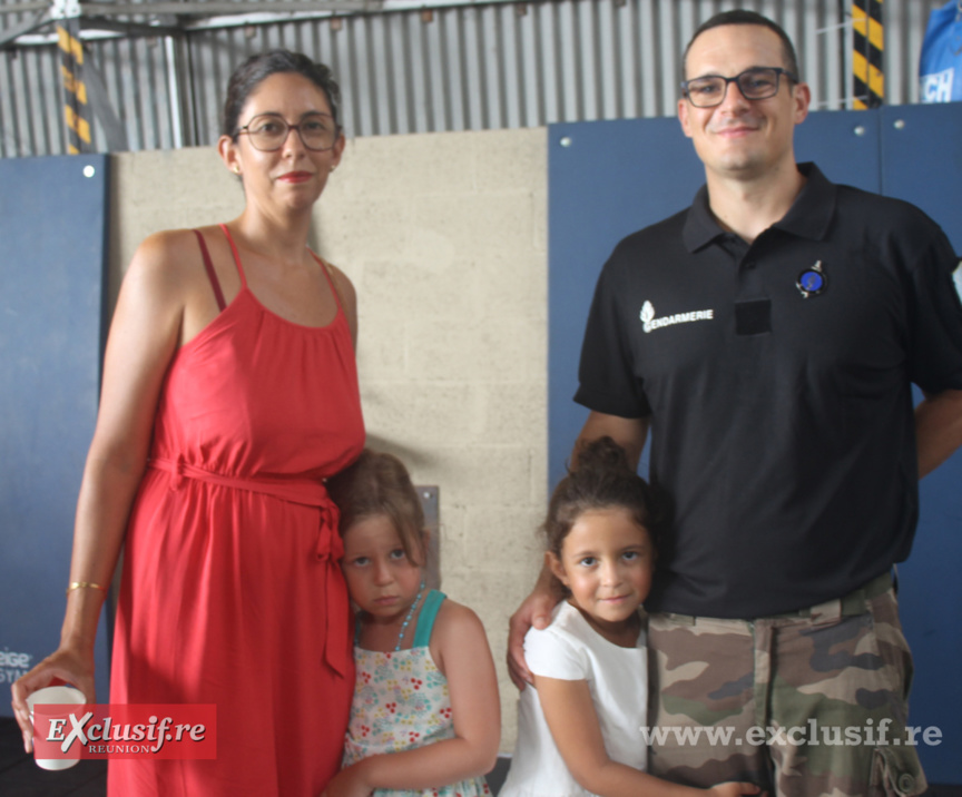 Gendarmerie nationale: remise des insignes de la Préparation Militaire Gendarmerie nationale: remise des insignes de la Préparation Militaire