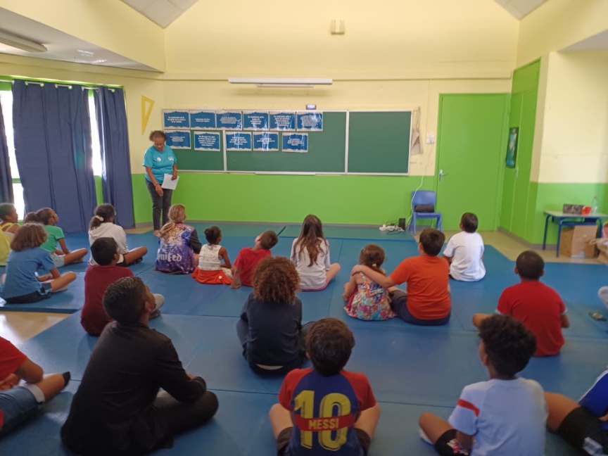 A l'école de Tan Rouge les élèves ont pu découvrir comment bien respirer avec les ambassadeurs Respirons la Santé A l'école de Tan Rouge les élèves ont pu découvrir comment bien respirer avec les ambassadeurs Respirons la Santé