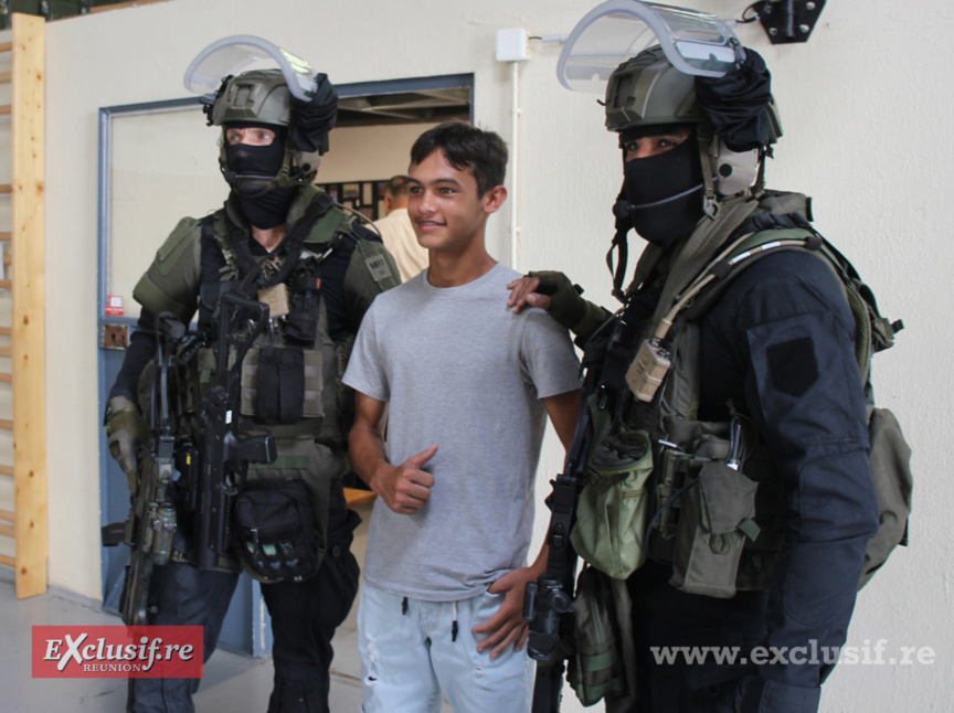 Anniversaire du GIGN: remise de décorations et démonstrations Anniversaire du GIGN: remise de décorations et démonstrations