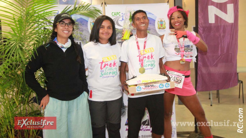 Un Mamy bien entouré... Un Mamy bien entouré...