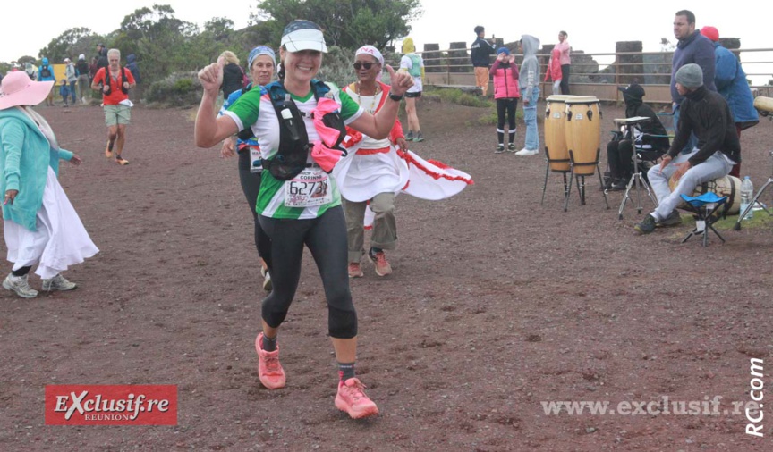 Corinne a dansé le maloya à l'arrivée