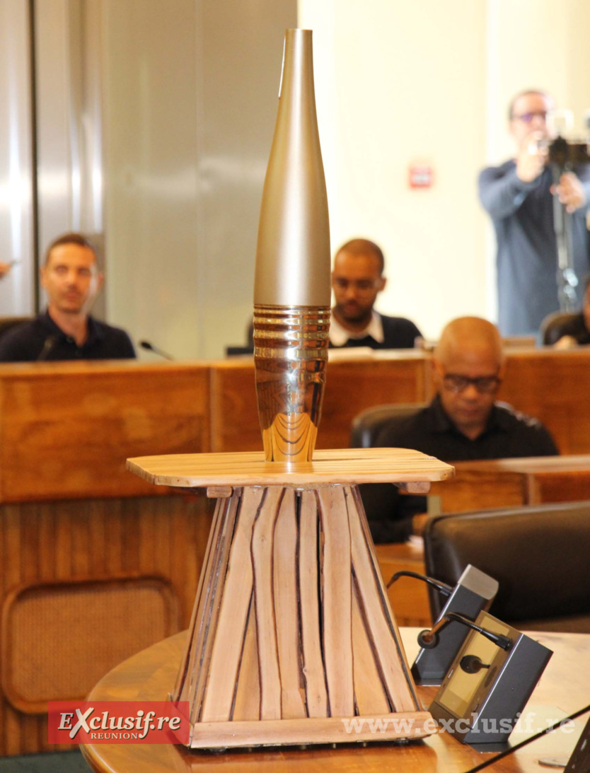 Relais de la Flamme olympique: 12 juin, un jour historique pour La Réunion Relais de la Flamme olympique: 12 juin, un jour historique pour La Réunion