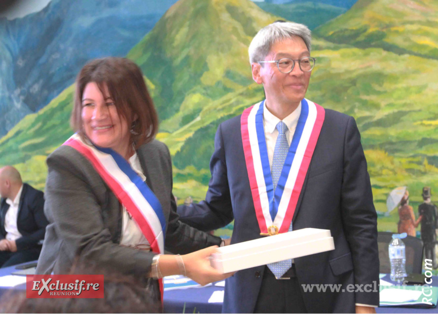 Patrice Thien Ah Koon, nouveau maire de la Ville du Tampon Patrice Thien Ah Koon, nouveau maire de la Ville du Tampon