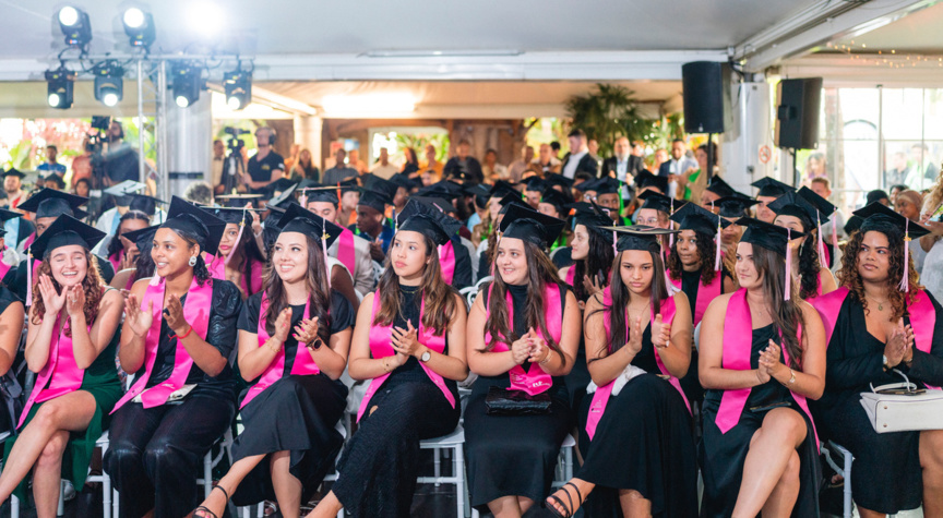 Une belle cérémonie qui a réuni plus de 600 personnes Une belle cérémonie qui a réuni plus de 600 personnes