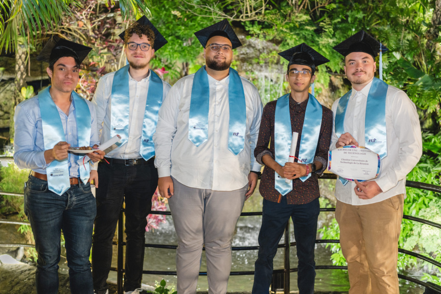IUT Réunion: premiers diplômés de Bachelor Universitaire de Technologie! IUT Réunion: premiers diplômés de Bachelor Universitaire de Technologie!