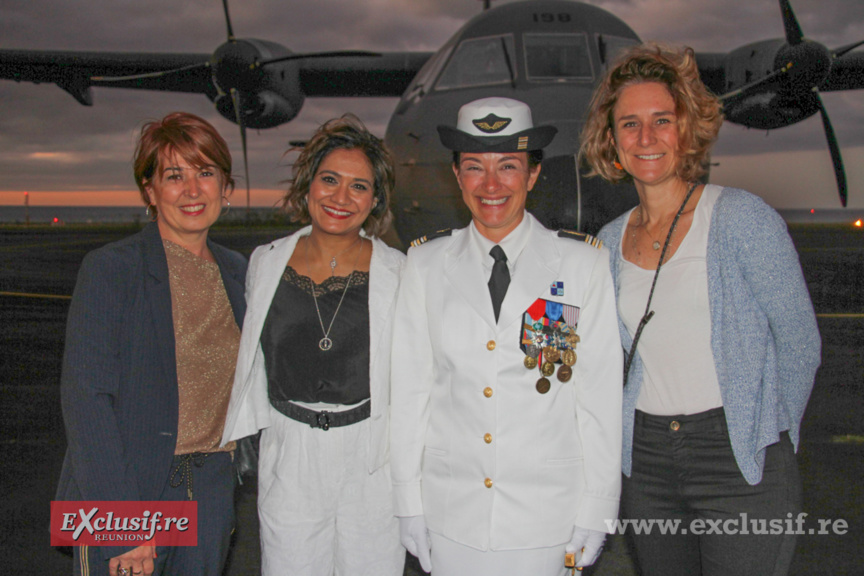Base Aérienne 181: la lieutenant-colonel Karine Gauthier prend le commandement Base Aérienne 181: la lieutenant-colonel Karine Gauthier prend le commandement