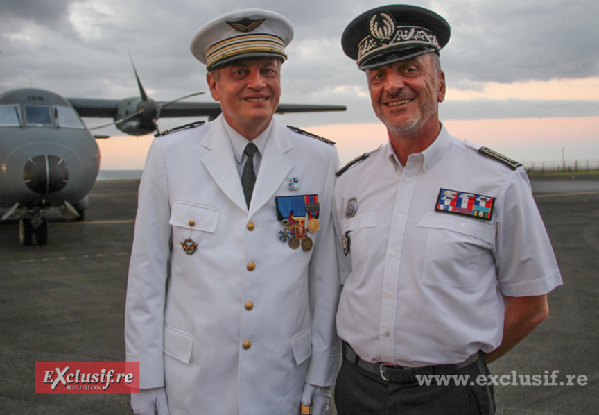 Base Aérienne 181: la lieutenant-colonel Karine Gauthier prend le commandement Base Aérienne 181: la lieutenant-colonel Karine Gauthier prend le commandement