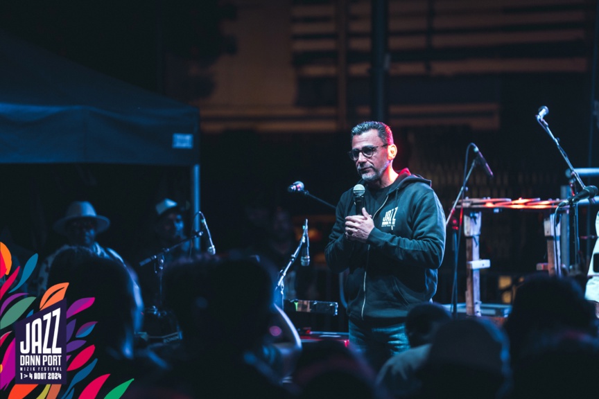 Le maire du Port Olivier Hoarau à la soirée d'ouverture Le maire du Port Olivier Hoarau à la soirée d'ouverture