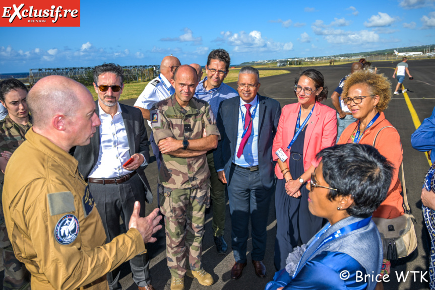 Explications de la mission aux personnalités présentes Explications de la mission aux personnalités présentes