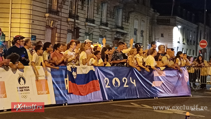 Du monde partout, tout le temps...Et en délire ! Du monde partout, tout le temps...Et en délire !
