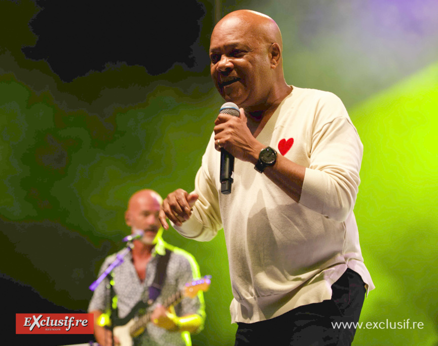 Concert Années 80 à Saint-Joseph: Mario Ramsamy a mis le feu! Concert Années 80 à Saint-Joseph: Mario Ramsamy a mis le feu!