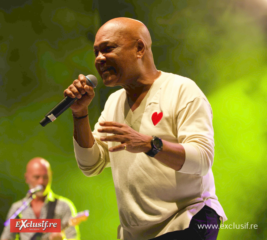 Concert Années 80 à Saint-Joseph: Mario Ramsamy a mis le feu! Concert Années 80 à Saint-Joseph: Mario Ramsamy a mis le feu!