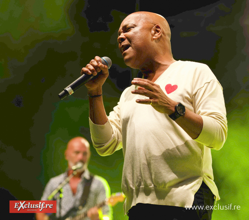Concert Années 80 à Saint-Joseph: Mario Ramsamy a mis le feu! Concert Années 80 à Saint-Joseph: Mario Ramsamy a mis le feu!