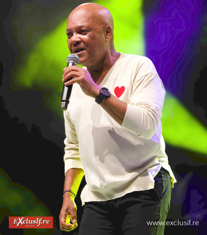Concert Années 80 à Saint-Joseph: Mario Ramsamy a mis le feu! Concert Années 80 à Saint-Joseph: Mario Ramsamy a mis le feu!