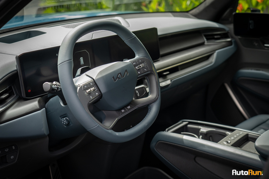 Kia EV9: un grand SUV électrique atypique... Kia EV9: un grand SUV électrique atypique...