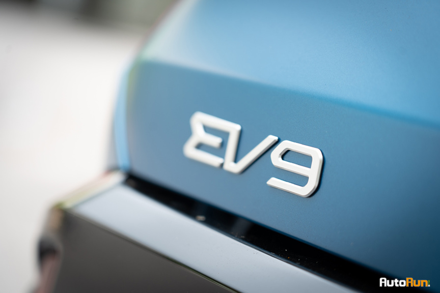 Kia EV9: un grand SUV électrique atypique... Kia EV9: un grand SUV électrique atypique...