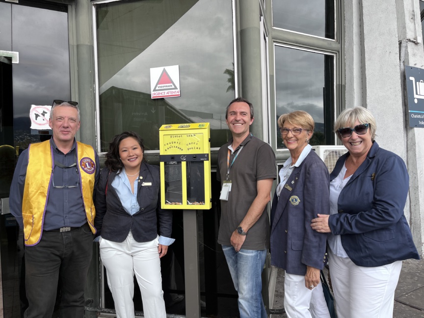 Quelques membres du Lions Club Réunion Renaissance Quelques membres du Lions Club Réunion Renaissance