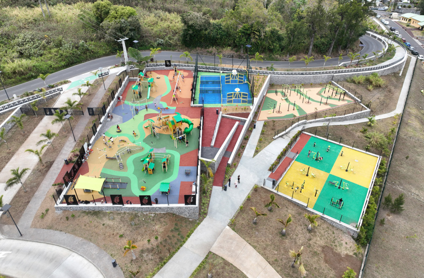 Une belle aire de jeux qui s’étend sur 278m2 Une belle aire de jeux qui s’étend sur 278m2