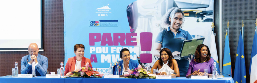 La séance de clôture de ce Mois de la Formation Professionnelle La séance de clôture de ce Mois de la Formation Professionnelle