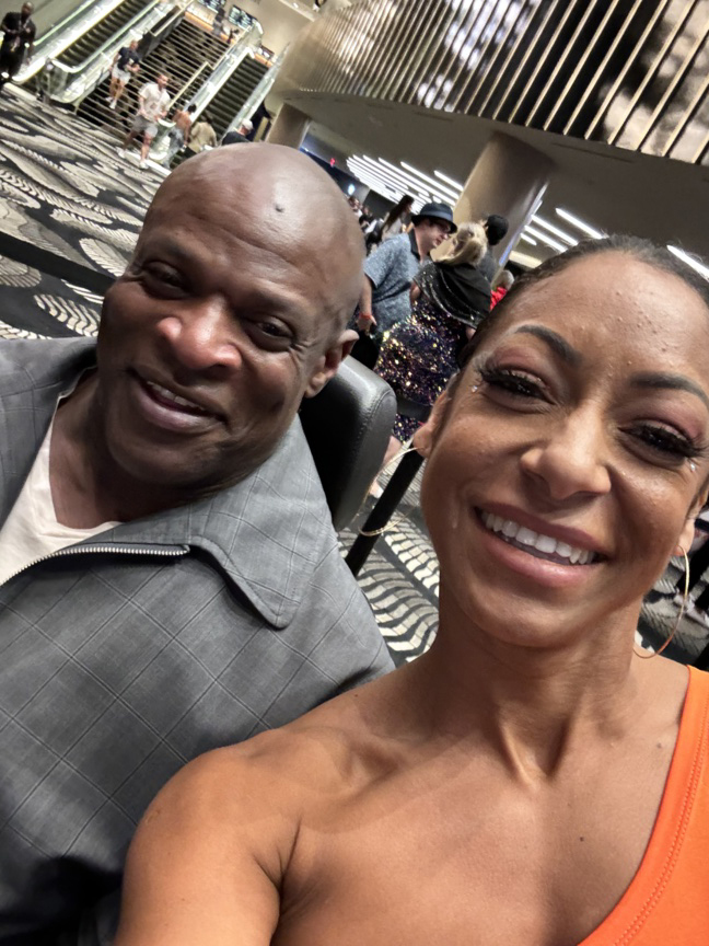 Prisca Sanassy à l’Olympia Amateur de Las Vegas: un Rêve devenu Réalité Prisca Sanassy à l’Olympia Amateur de Las Vegas: un Rêve devenu Réalité