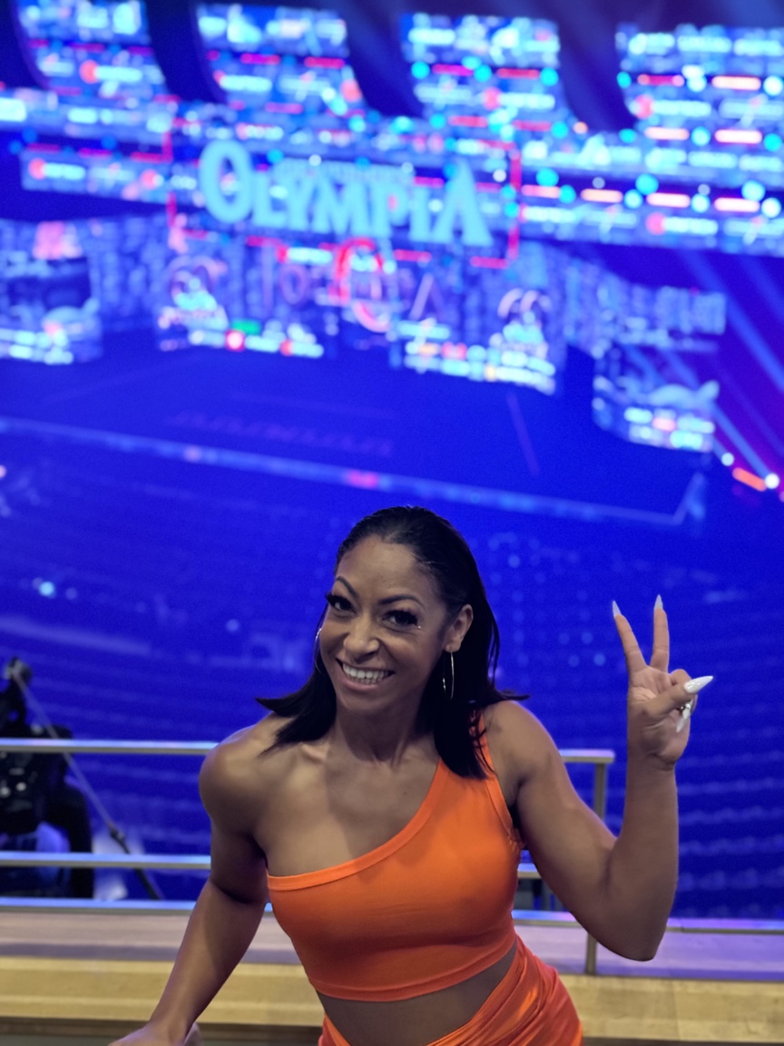 Prisca Sanassy à l’Olympia Amateur de Las Vegas: un Rêve devenu Réalité Prisca Sanassy à l’Olympia Amateur de Las Vegas: un Rêve devenu Réalité