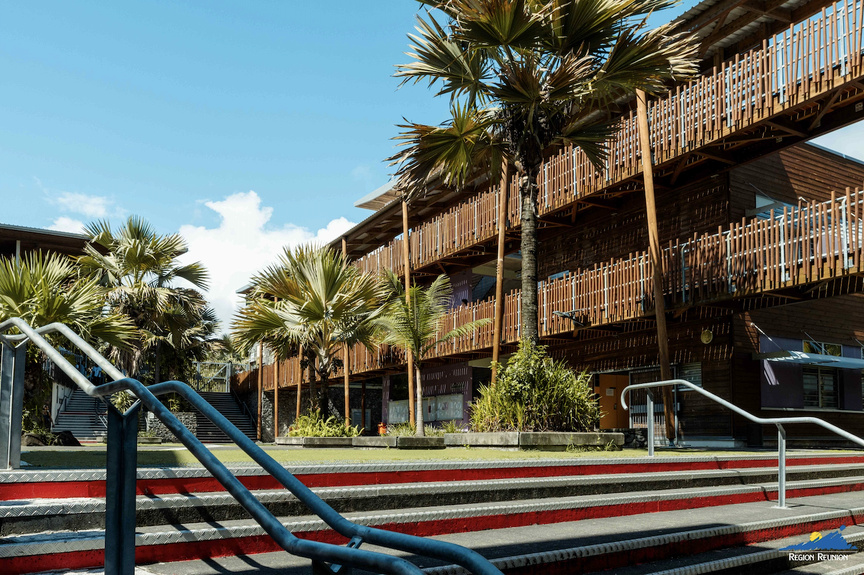 Inauguration du Campus des Métiers et des Qualifications (CMQ) à Sainte-Anne Inauguration du Campus des Métiers et des Qualifications (CMQ) à Sainte-Anne