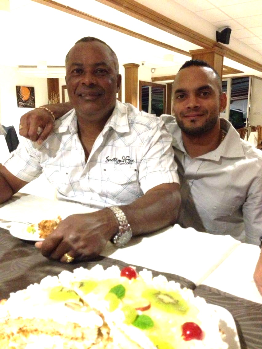 Vincent avec son père Alain Vincent avec son père Alain