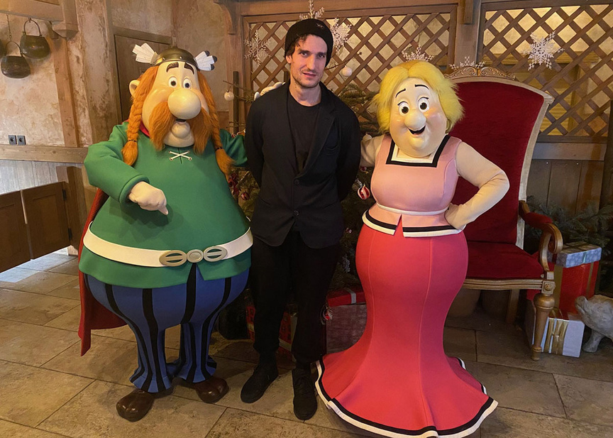 "Noël Gaulois" au Parc Astérix: de nombreuses stars présentes
