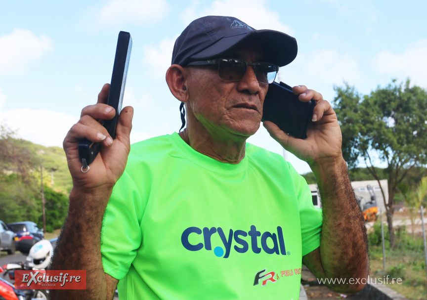 Jean-Claude Ah Kang, dit Hoarau. Il a tracé et balisé les parcours pendant plusieurs semaines Jean-Claude Ah Kang, dit Hoarau. Il a tracé et balisé les parcours pendant plusieurs semaines
