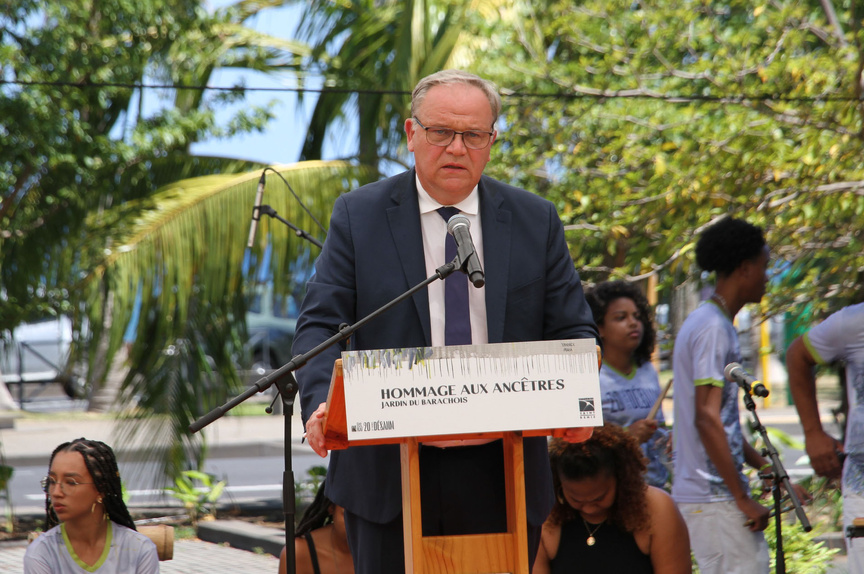 François-Noël Buffet, ex-ministre des Outre-mer François-Noël Buffet, ex-ministre des Outre-mer