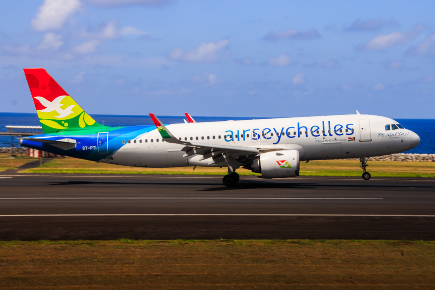 Ce premier vol "inaugural" des vacances a atterri ce lundi 30 décembre à 15h à Roland Garros Ce premier vol "inaugural" des vacances a atterri ce lundi 30 décembre à 15h à Roland Garros