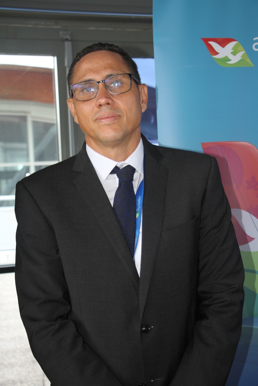 Le Capitaine Sandy Benoiton est le président du conseil d'administration d'Air Seychelles depuis le 1er août 2023. En réalité, il avait assuré cette fonction par intérim depuis le 1ᵉ juillet 2021 Le Capitaine Sandy Benoiton est le président du conseil d'administration d'Air Seychelles depuis le 1er août 2023. En réalité, il avait assuré cette fonction par intérim depuis le 1ᵉ juillet 2021