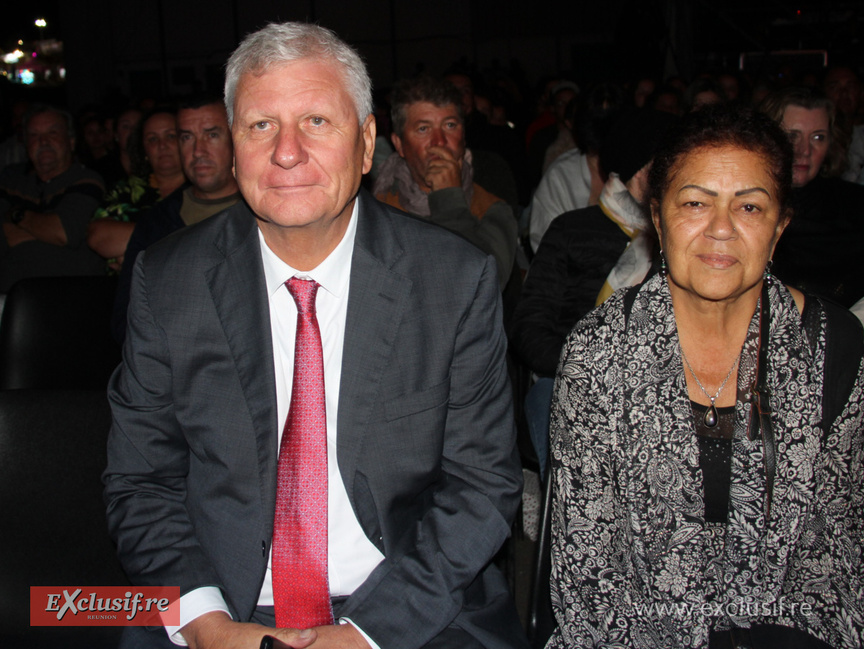 Jacquet Hoarau et Augustine Romano, adjoints Mairie du Tampon Jacquet Hoarau et Augustine Romano, adjoints Mairie du Tampon