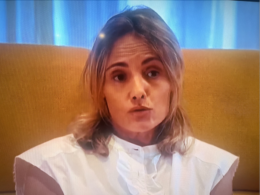 Anne a témoigné dans "Sept à Huit" sur TF1... reportage qui n'est plus visible en Replay Anne a témoigné dans "Sept à Huit" sur TF1... reportage qui n'est plus visible en Replay