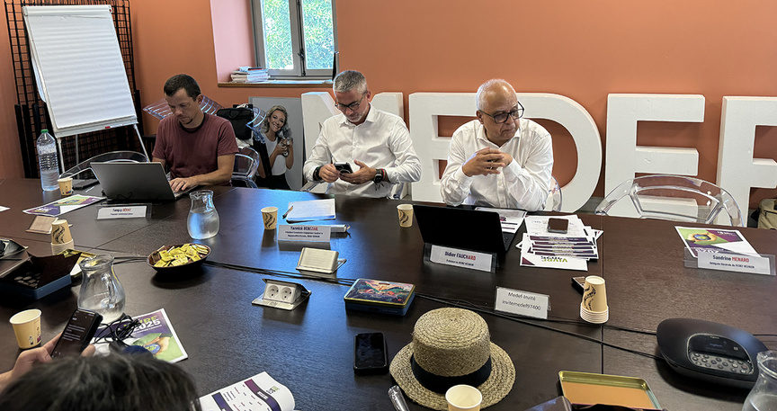 Medef Réunion: le patronat lance "VIVRE 2025" avec "un optimisme aigu" Medef Réunion: le patronat lance "VIVRE 2025" avec "un optimisme aigu"