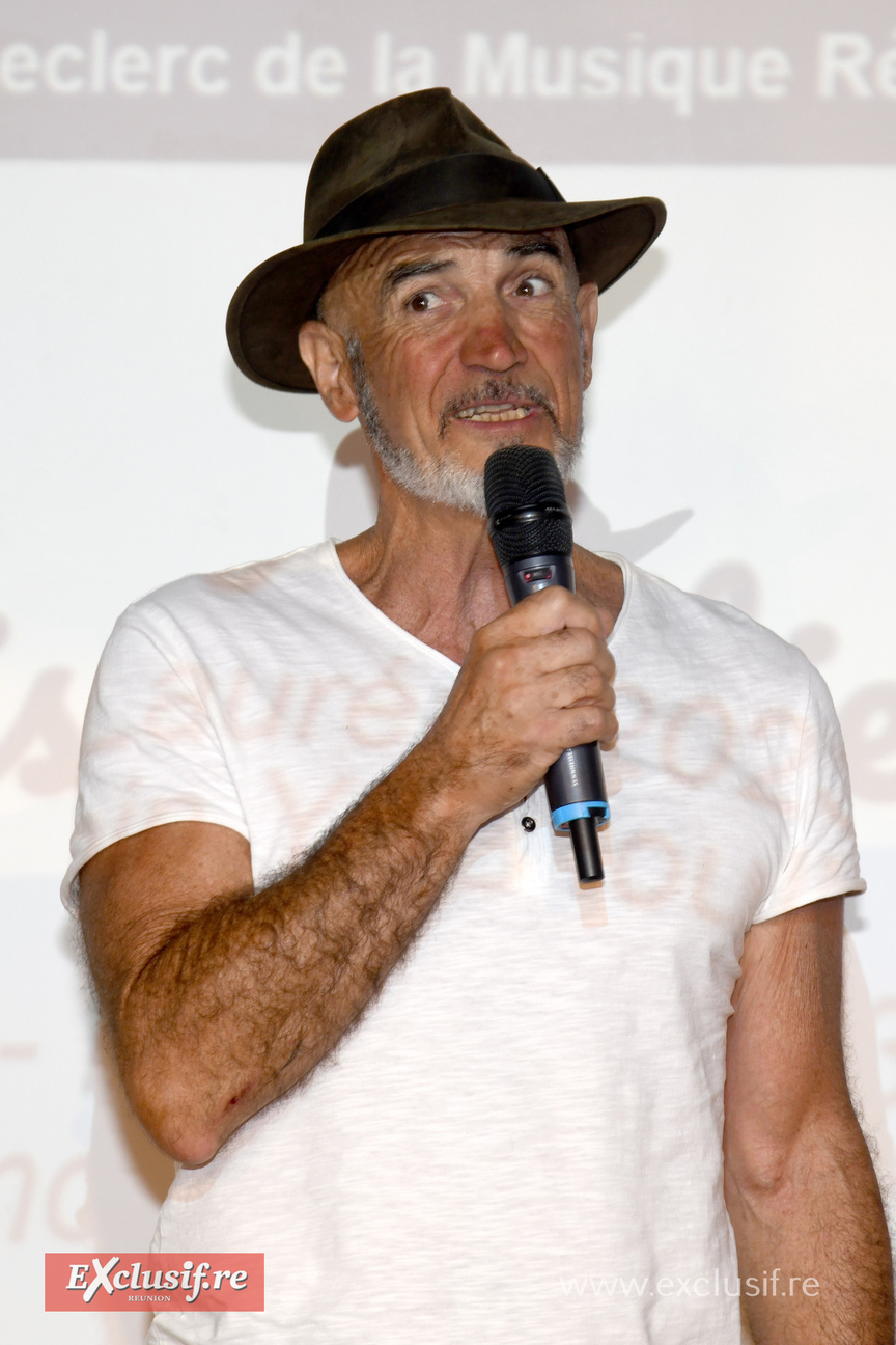 Création locale et talents péï: remise des trophées Prix Flamboyants 2024  Création locale et talents péï: remise des trophées Prix Flamboyants 2024