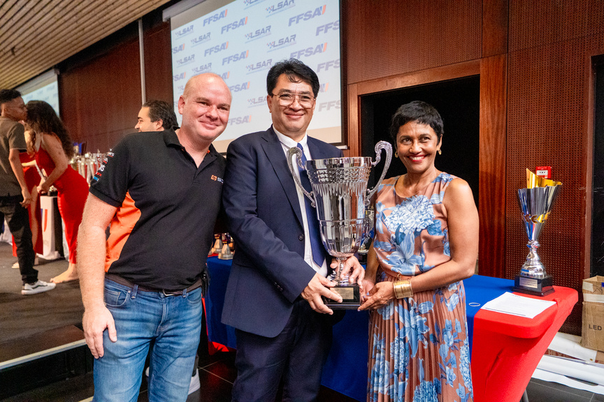 Félix Guichard, président ASA CFG, Mamisoa Rajoel, président LSAR, et Ericka Bareigts, maire de Saint-Denis Félix Guichard, président ASA CFG, Mamisoa Rajoel, président LSAR, et Ericka Bareigts, maire de Saint-Denis