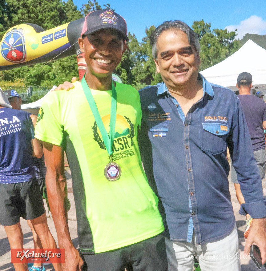 Jean-Patrice Payet, félicité par Hassen Patel Jean-Patrice Payet, félicité par Hassen Patel