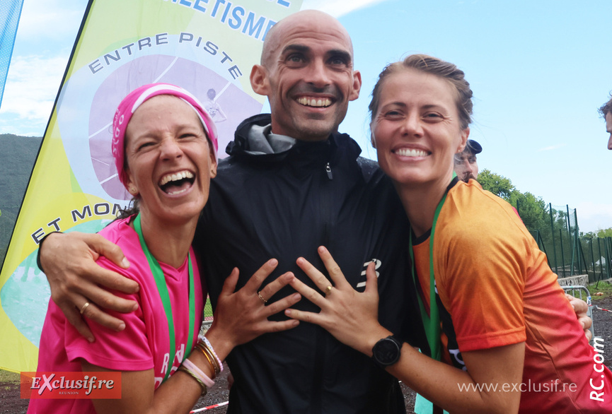 La main sur le cœur, c'est notre préféré... La main sur le cœur, c'est notre préféré...