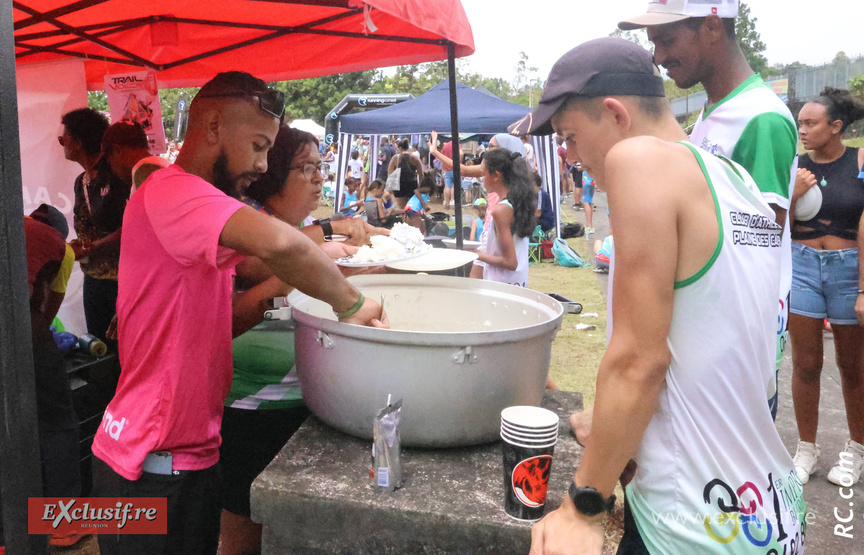 Tout s'est terminé autour d'un pique-nique Tout s'est terminé autour d'un pique-nique