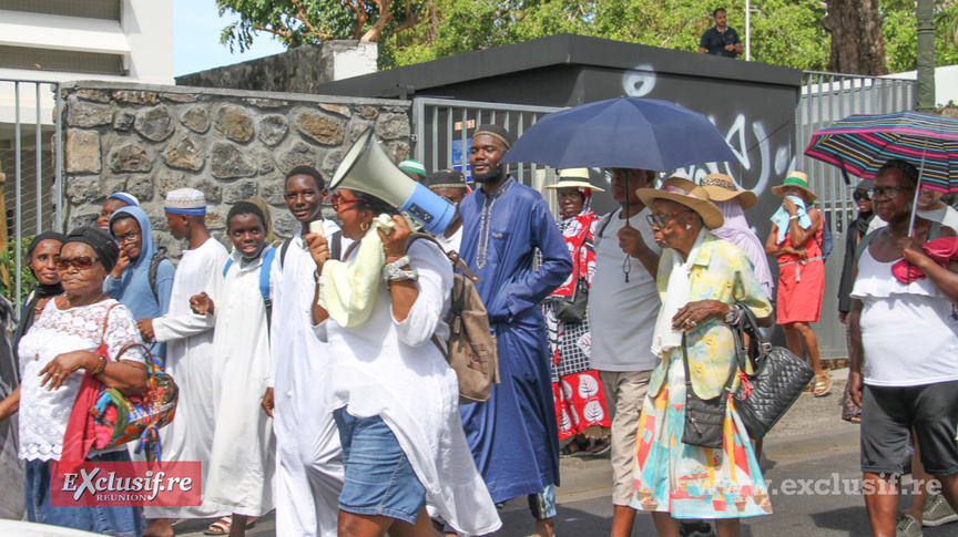 Marche blanche contre la profanation de la Vierge Marie: photos