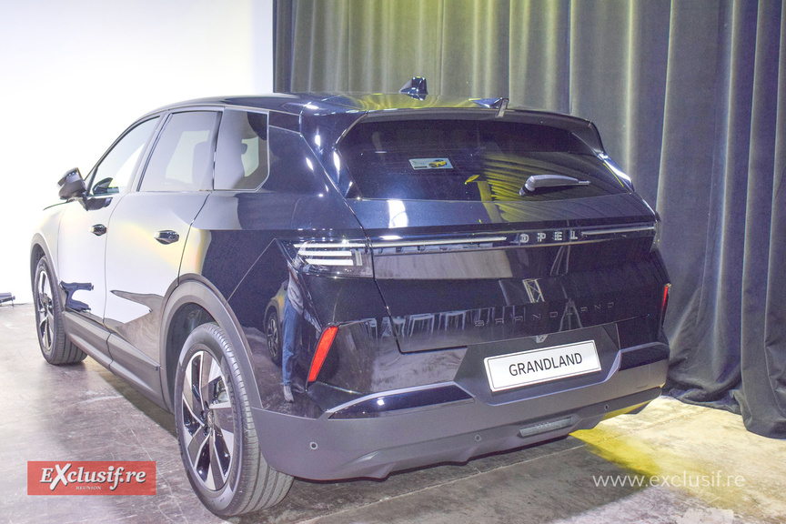 Opel Grandland: nouvelle signature, nouvelles technologies