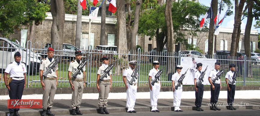 Dépôt de gerbes pour les victimes des combats d’Algérie, du Maroc et de la Tunisie Dépôt de gerbes pour les victimes des combats d’Algérie, du Maroc et de la Tunisie