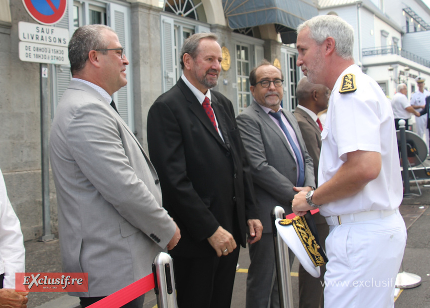 Dépôt de gerbes pour les victimes des combats d’Algérie, du Maroc et de la Tunisie
