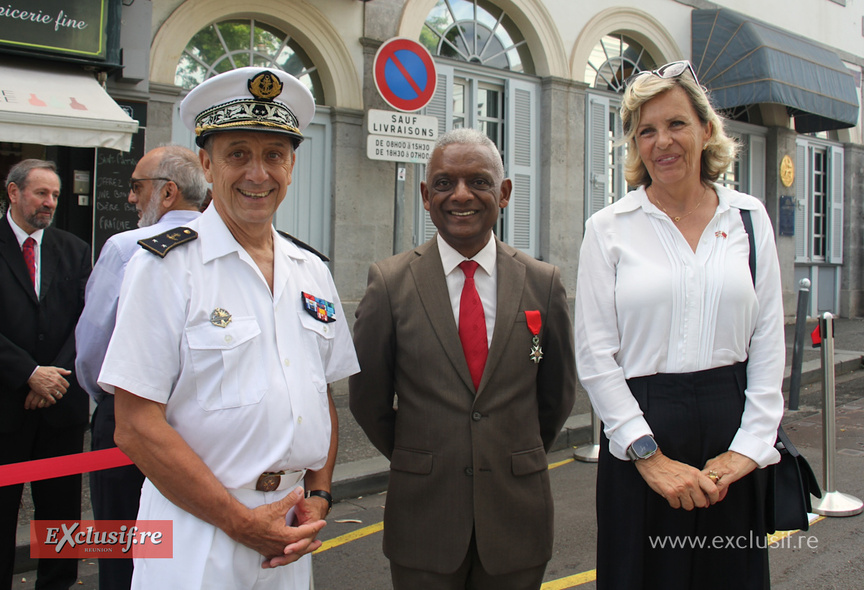 Dépôt de gerbes pour les victimes des combats d’Algérie, du Maroc et de la Tunisie Dépôt de gerbes pour les victimes des combats d’Algérie, du Maroc et de la Tunisie