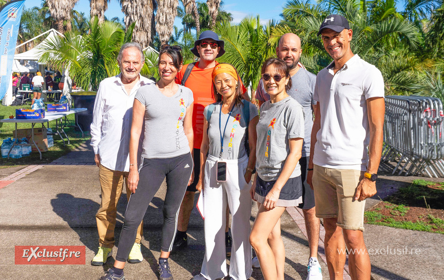 Le groupe de l'AURAR autour de la présidente Marie-Rose Won-Fah-Hin