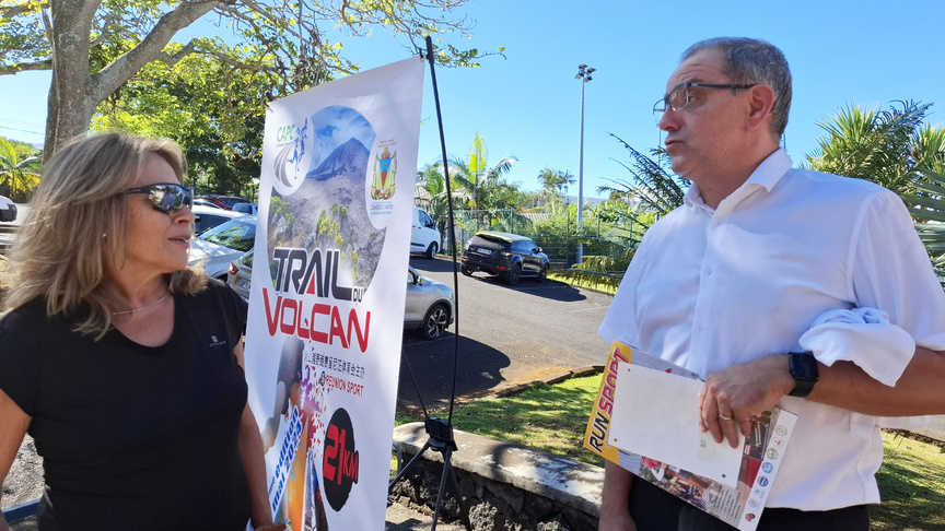 Marlène Chane See Chu, présidente du CA Plaine des Cafres, et Jean-Luc, fidèle au Trail du Volcan Marlène Chane See Chu, présidente du CA Plaine des Cafres, et Jean-Luc, fidèle au Trail du Volcan