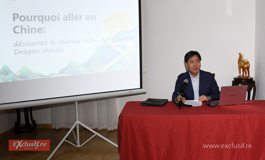 "Pourquoi aller en Chine?" était le thème de cette conférence "Pourquoi aller en Chine?" était le thème de cette conférence