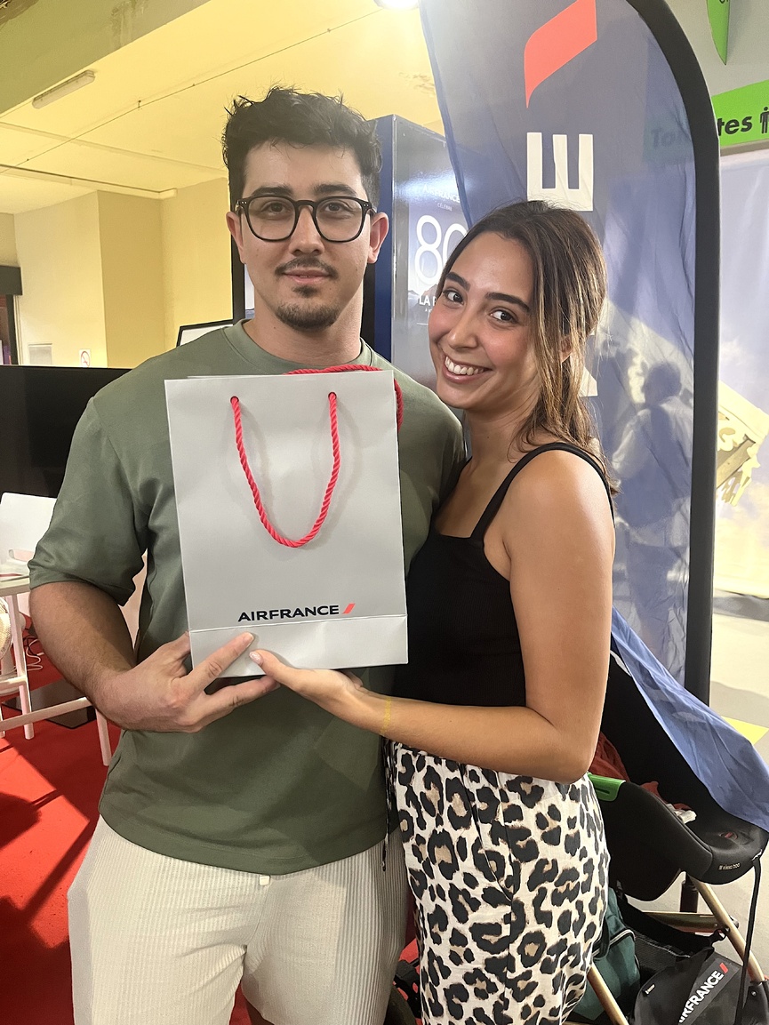 Johane et Océane Payet vont partir en Suède... Bon voyage! Johane et Océane Payet vont partir en Suède... Bon voyage!