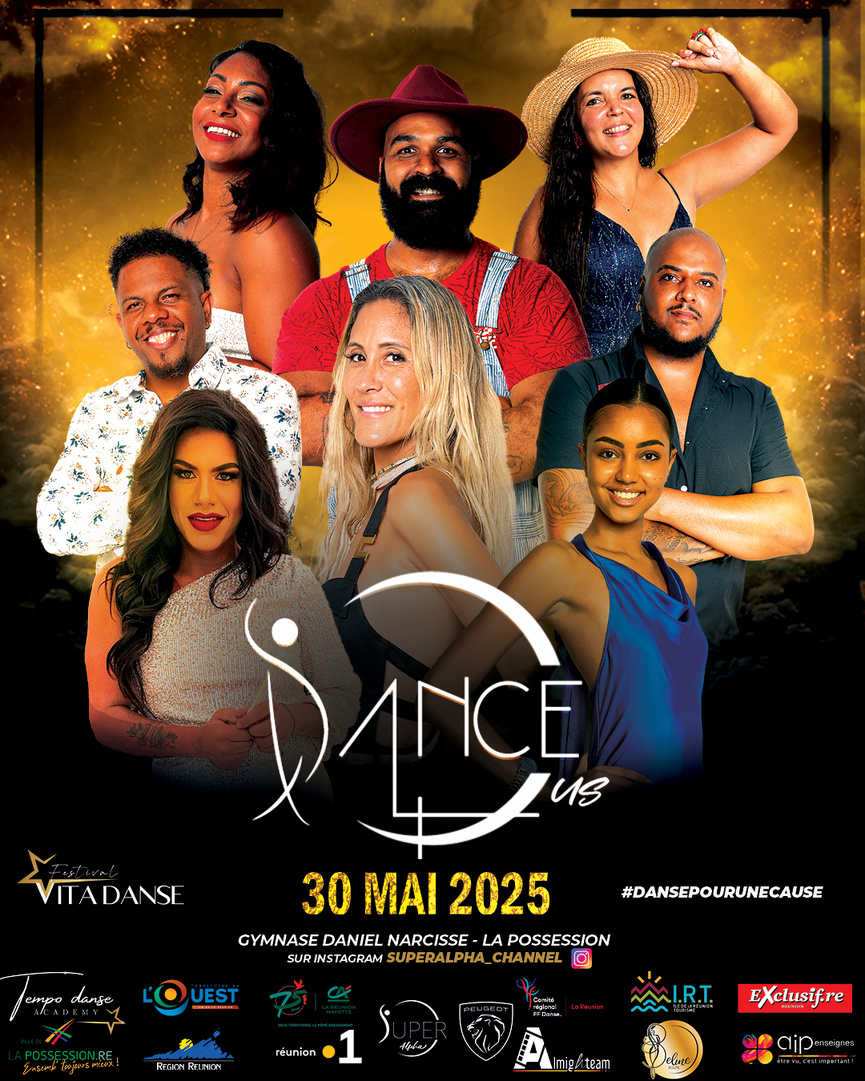 Vanessa Cazal (au centre), organisatrice de l'événement, encadrée par les Stars péï Vanessa Cazal (au centre), organisatrice de l'événement, encadrée par les Stars péï